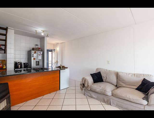1 BEDROOM APARTMENT FOR SALE IN PARKLANDS